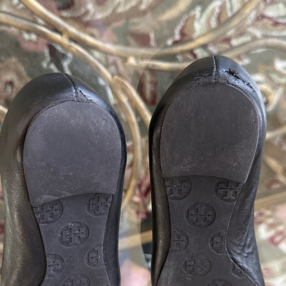 Tory Burch Gorgeous Black Flats with Gold Emblem - Picture 7 of 7